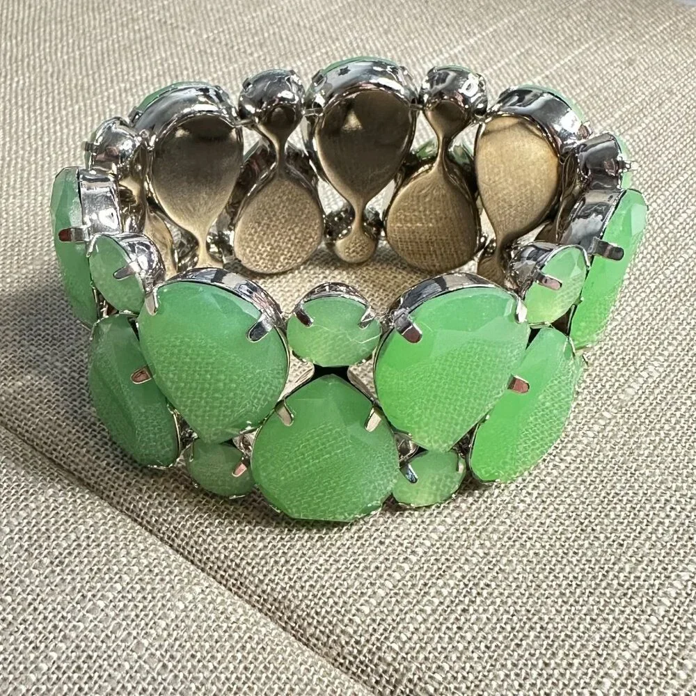 Park Lane South Beach Mint Green Stretch Bracelet Retired Hostess Exclusive - Picture 5 of 6
